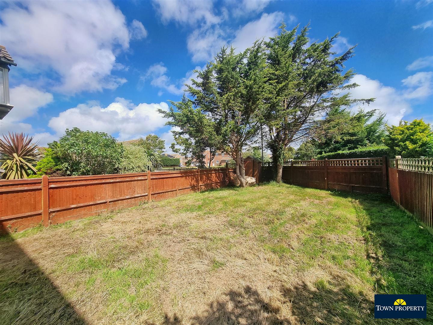 Property Details for Wordsworth Drive Eastbourne BN23 7SW Town